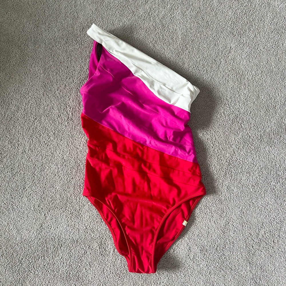 SUMMERSALT The Sidestroke in ‘Lava & Hibiscus & White Sand’